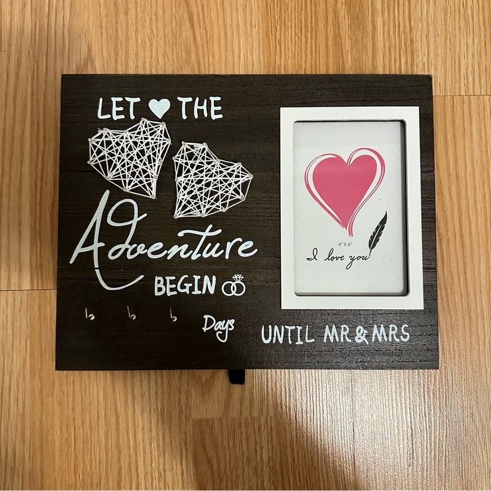 Wedding Countdown Wooden 4x6 Frame, Engagement Gifts for Couple